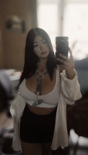 St0ned_aliyah leaked photo #4