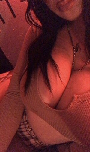 St0ned_aliyah leaked photo #22