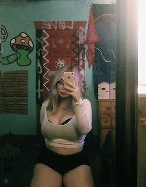 St0ned_aliyah leaked photo #34