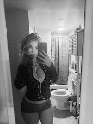 St0ned_aliyah leaked photo #66