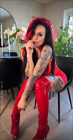 Starfuckedmodel Nude Leaked Photo #53