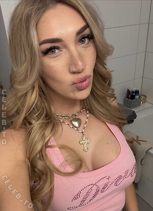 Starletnova Nude Leaked Photo #11