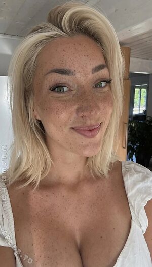 Starletnova photo