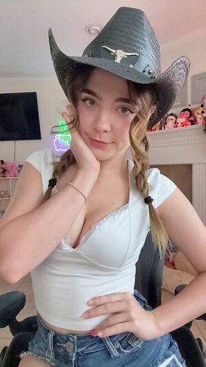 STARYUUKI leaked photo #8