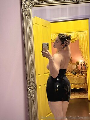 Stefania Ferrario leaked photo #589
