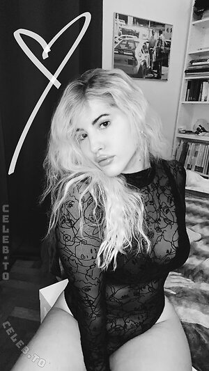 Stefanie Emig Nude Leaked Photo #24