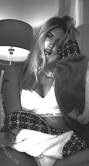 Stefanie Emig Nude Leaked Photo #33