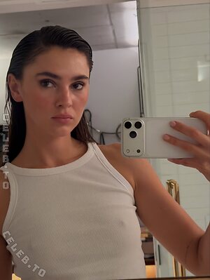 Stefanie Giesinger leaked photo #97
