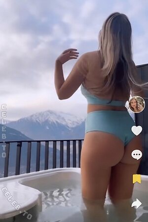 Stefanie Helen photo