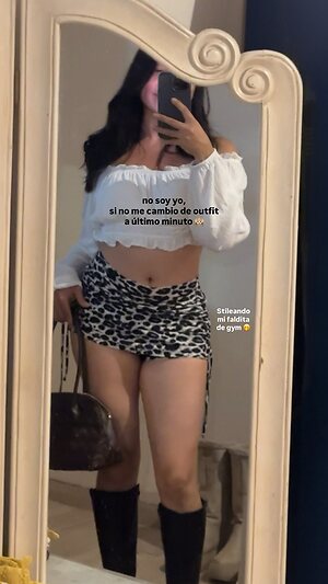 Stefanny Oré leaked photo #2