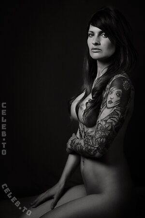 Steffiluxe Nude Leaked Photo #14