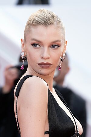 Stella Maxwell leaked photo #237