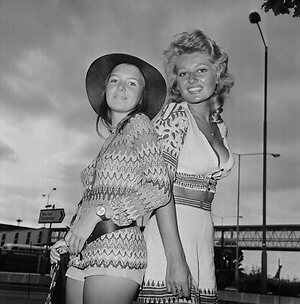 Stephanie Beacham