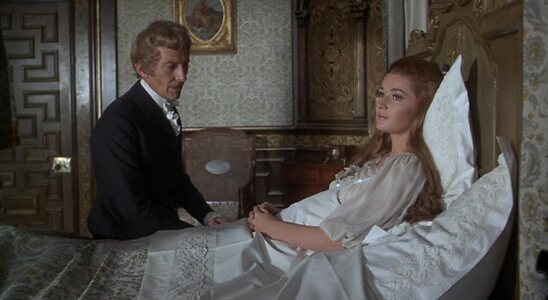 Stephanie Beacham Nude Leaked Photo #48