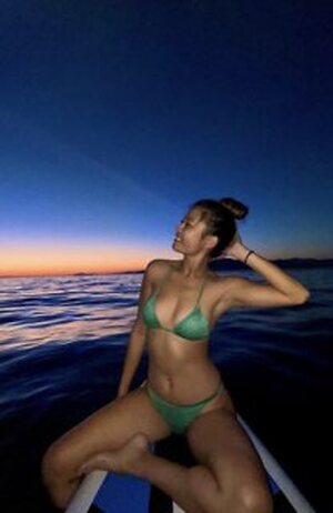 Stephanie Chen leaked photo #2