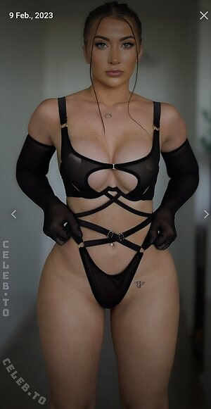 Stephanie Collier leaked photo #18