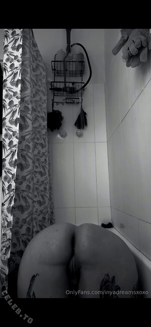 Stephanie Lee Edwards Nude Leaked Photo #5