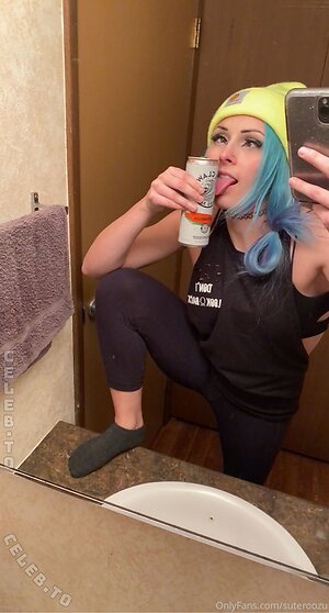 Stephanie Roozu Nude Leaked Photo #399