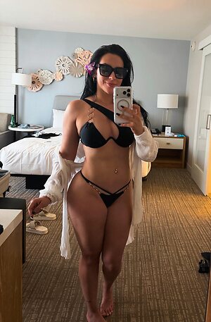 Stephanie Vaquer