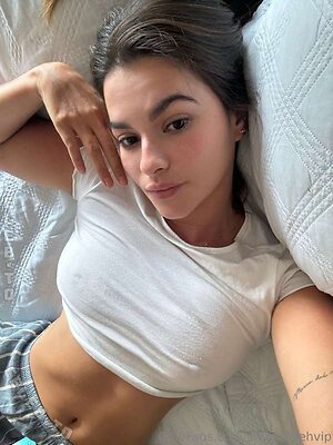 Stephanieh Bed Nude Leaked Photo #154