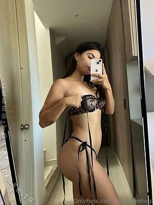 Stephanieh Bed Nude Leaked Photo #161