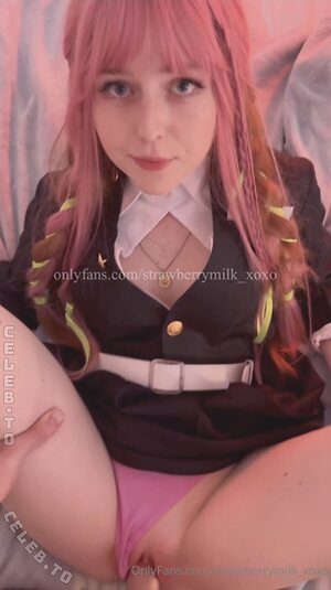 Strawberrymilk_xoxo Nude Leaked Photo #3