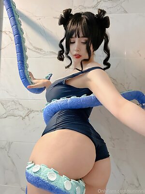 Suakirin Nude Leaked Photo #67