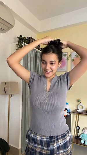 Subhashree Sahu Nude Leaked Photo #23