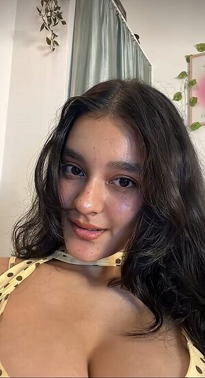 Subhashree leaked photo #40