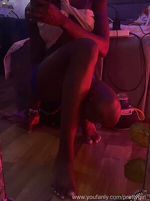 Succubus leaked photo #12