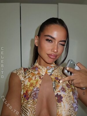 Suela Mehmedi photo