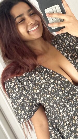 SUHANA KHAN leaked photo #37