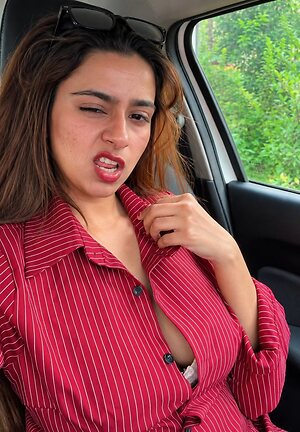 SUHANA KHAN leaked photo #67