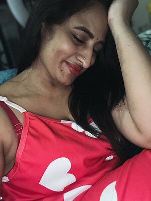 Sujatha Simhadri19 Sujistar Sujatha Simhadri Suji Nude Leaked Photo #3