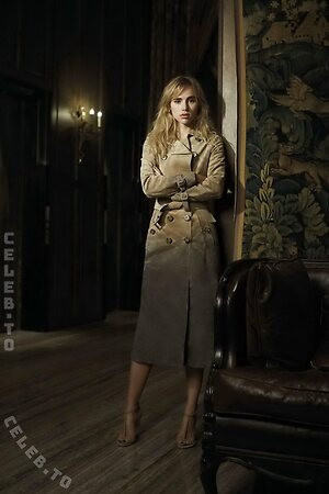 Suki Waterhouse Nude Leaked Photo #9