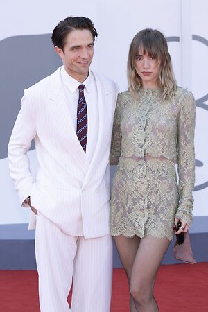 Suki Waterhouse leaked photo #56