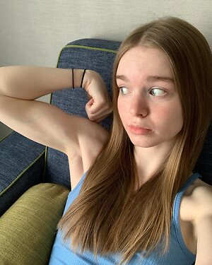 Summer Howell leaked photo #121