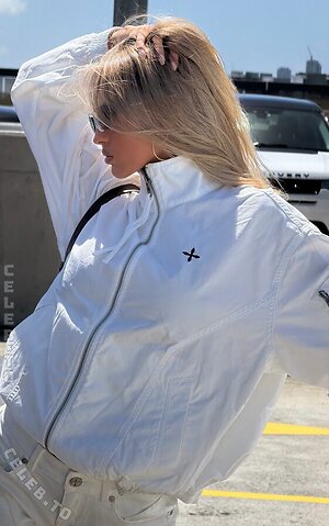 Summer Rose Hart Nude Leaked Photo #20