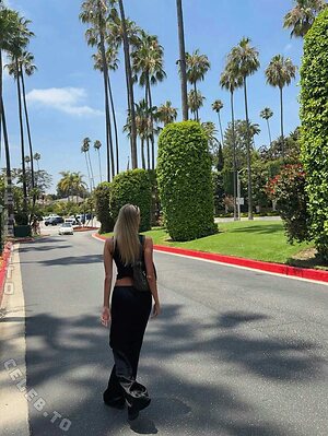 Summer Rose Hart photo