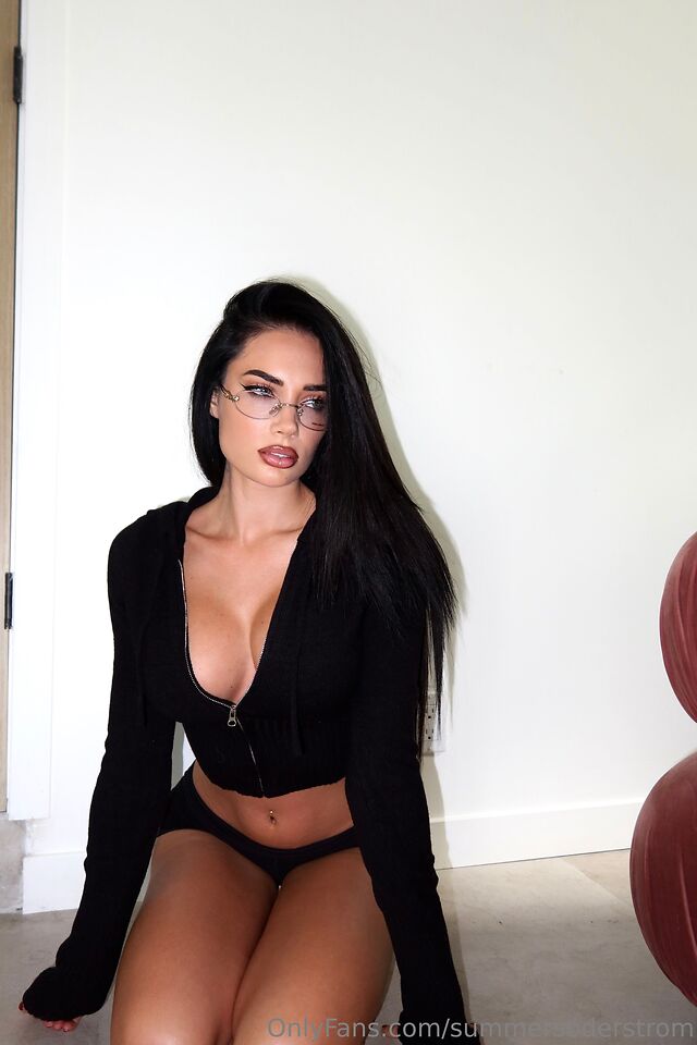 Summer Soderstrom leaked photos