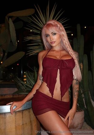 Summer Soderstrom leaked photo #349