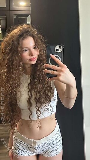 Sunday Kalogeras Nude Leaked Photo #13