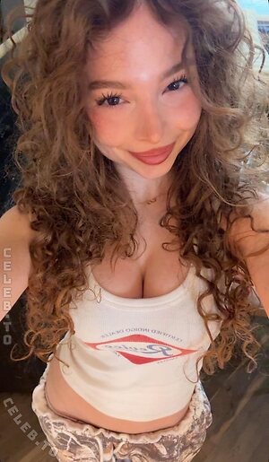 Sunday Kalogeras Nude Leaked Photo #15