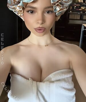 Sunday Kalogeras Nude Leaked Photo #32