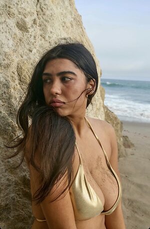 Sunya Siddiqui leaked photo #28