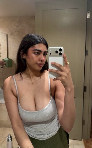 Sunya Siddiqui leaked photo #55