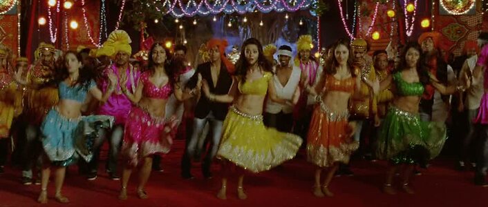 Surveen Chawla leaked photo #4
