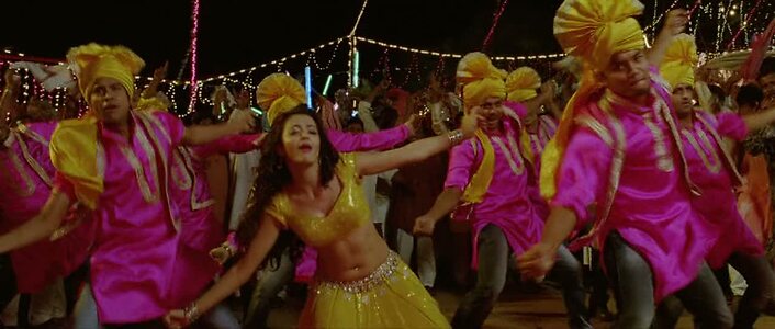 Surveen Chawla leaked photo #8