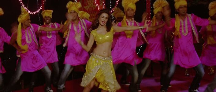 Surveen Chawla leaked photo #9