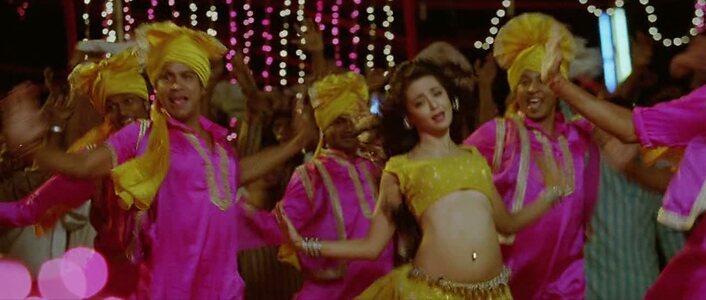 Surveen Chawla leaked photo #15